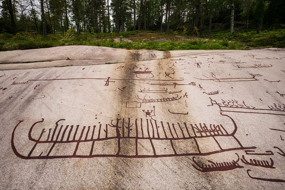 Sweden-Bohuslan-Tanumshede-Bronze Age carving detail of the Tanum area